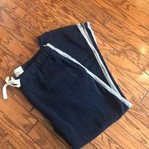 Like New Men’s XL Navy Warm Sweat Bottoms 🌟